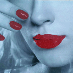 Πίνακας Τυπωμένος σε Κανβά Χείλη&Νύχια με Γκλίτερ Διαστ: 50 χ 70